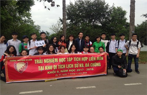 Học sinh khối 9 trải nghiệm học tập tích  hợp liên môn
tại khu di tích lịch sử k9, đá chông