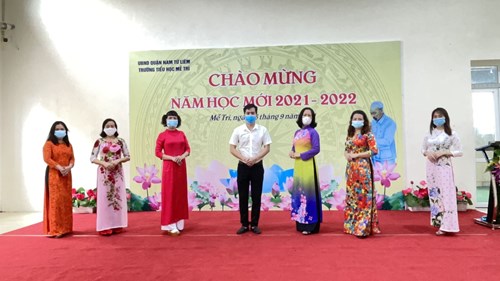 Lễ khai giảng năm học 2021-2022 và chương trình chào mừng năm học mới của trường Tiểu học Mễ Trì